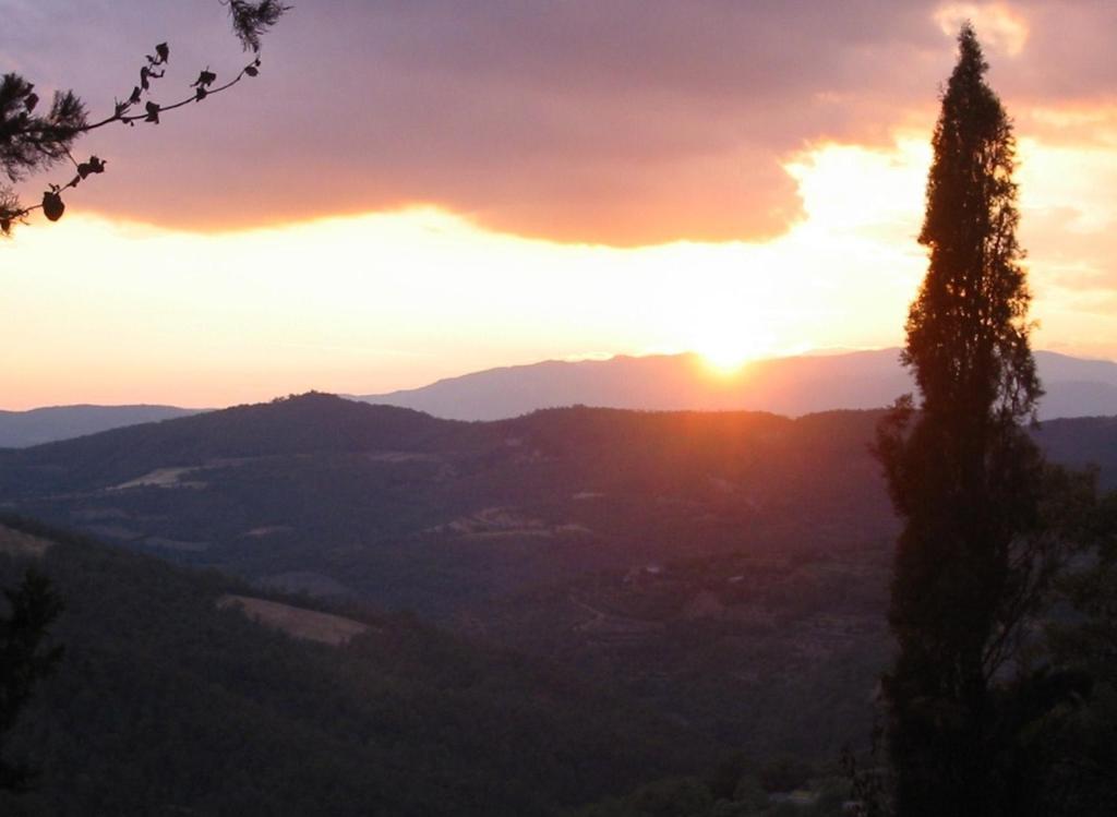 La Scheggia Holiday Anghiari Kültér fotó